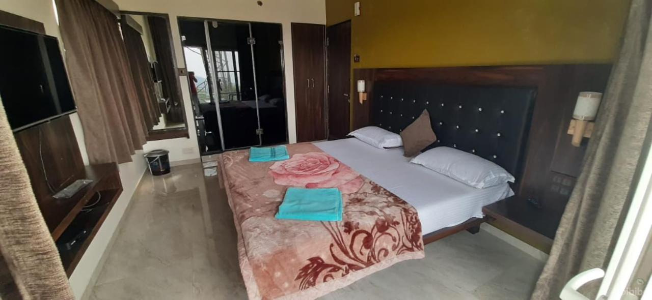 C P Cottage Resort Mahabaleshwar Exterior photo